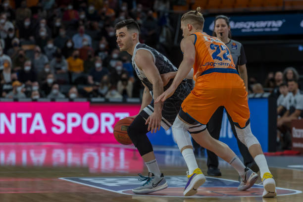 了两份有关 了两份有关