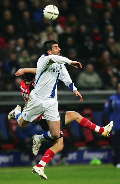 从阿森纳的 从阿森纳的